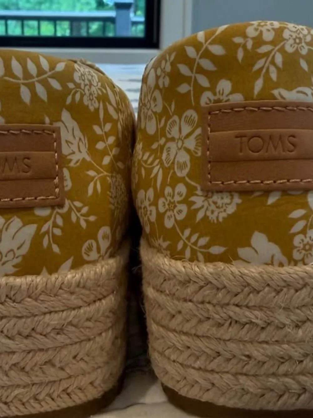Toms Wedge Espadrilles